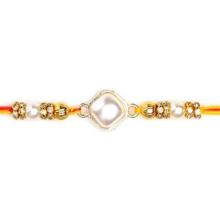 ACCESSHER Mens Traditional Gold Plated Elegant Fresh Water Pearl Rakhi for Beloved Brother Pack of 1 with Roli Kumkum Packets, and Happy Rakshabandhan Card