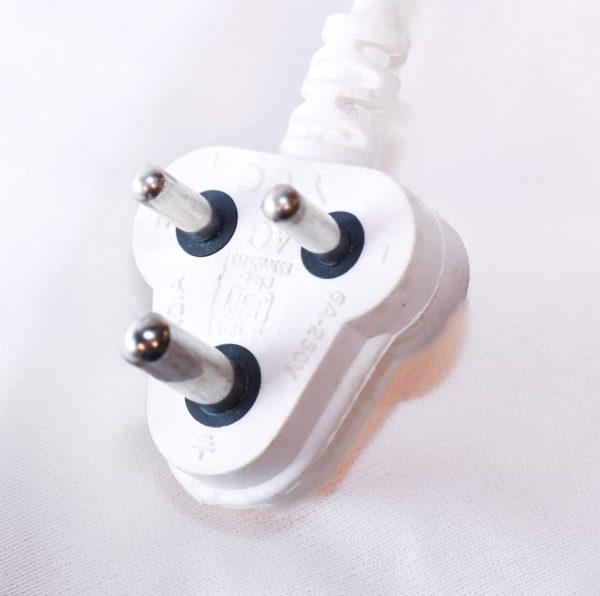 Swarg Homes (Black/White) 4+1 Power Strip with Master Switch, 4 Universal Sockets Extension Board, 6AMP Output, 240 Volts, 4 Meter Cord Length, Power Indicator - Image 2