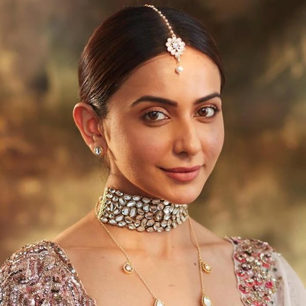 ACCESSHER Gold-Plated Kundan Bridal Choker Necklace Set with Earrings | Traditional Indian Ethnic Jewellery for Weddings & Festivals Pack of 1 (Choker Set with earrings) for Women & Girls - Image 2