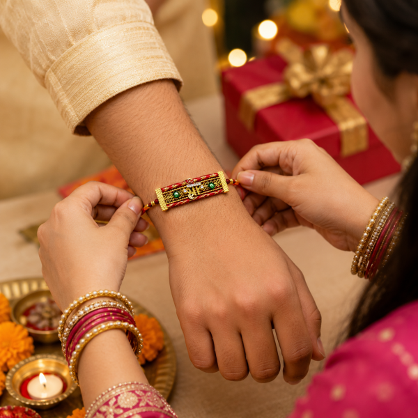 ACCESSHER Red Ganesha Lace Rakhi for Brother with Roli, Kumkum & Raksha Bandhan Greeting Card