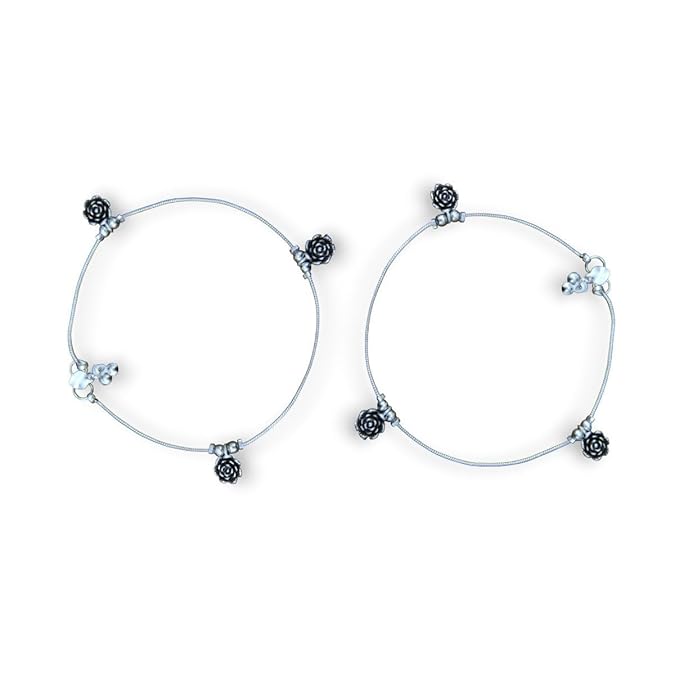 ACCESSHER Silver Plated Leaf Design Payal Anklet Set - Oxidised Finish & Ghungroos for Women & Girls - Image 5