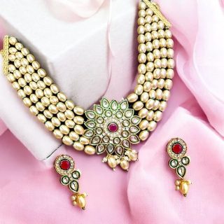 ACCESSHER Gold Plated Kundan & Pearl Bridal Jewellery Set with Necklace, Earrings, Maang Tikka & Ring