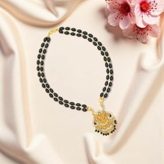 ACCESSHER Traditional Temple Necklace - Goddess Lakshmi Pendant, Pearl & Black Beaded Jewellery