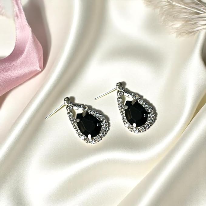 ACCESSHER Silver-Plated Teardrop Pendant Necklace with Black Stone and CZ Chain for Women | Elegant Western Style Jewellery for Party, Wedding & Gifting (Black) - Image 4