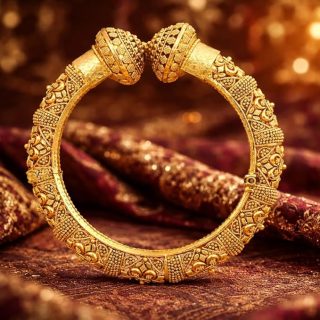 ACCESSHER Gold Plated Set Of 2 Traditional Rajwadi Jewellery Inspired Ethnic Filigree Style Screw Closure Bangles/Kada/Festive Bangles for Women and Girls (Gold2) (2.4)