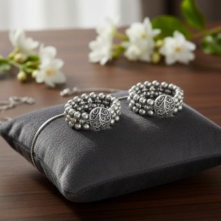 ACCESSHER Oxidised Silver Beaded Toe Rings | Traditional Bichiya, Feet Accessories Jewellery for Gift | Stylish Leg Finger Rings/Bichiya for Women & Girls (Design 2)
