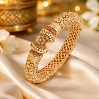 ACCESSHER Rajwadi Style Jewellery Inspired Gold Plated Indian Figure Screw Closure Bangle/Patla/Kada Embellished with Ruby Stones Set of 2 for Women and girl (Gold2) (2.8)