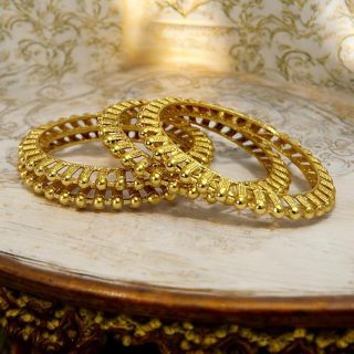 ACCESSHER Traditional Minimal Gold Tone Bangles for women and girl (Set of 4) (2.4)