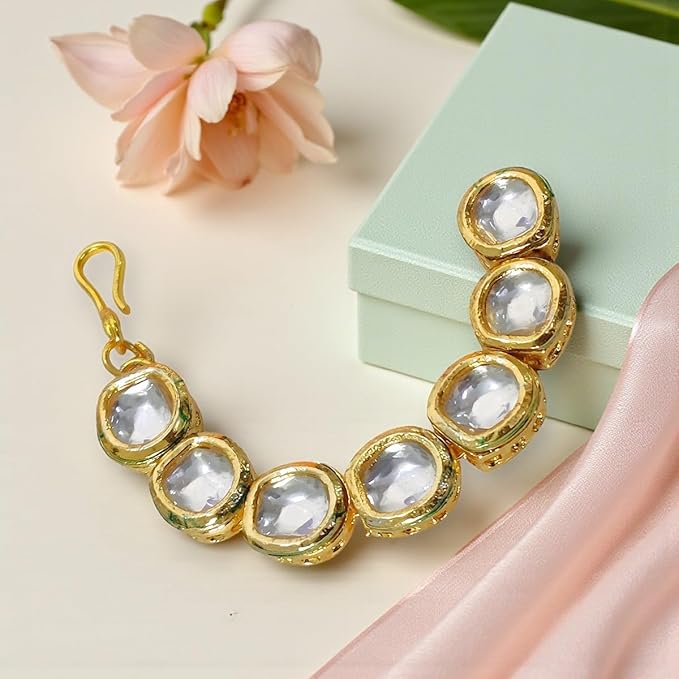 ACCESSHER Traditional Gold Plated Vilandi Kundan Embedded Minimal Style Ethnic Maang Tika Studded with Fish Hook Closure for Women and Girls Pack of 1 - Image 3